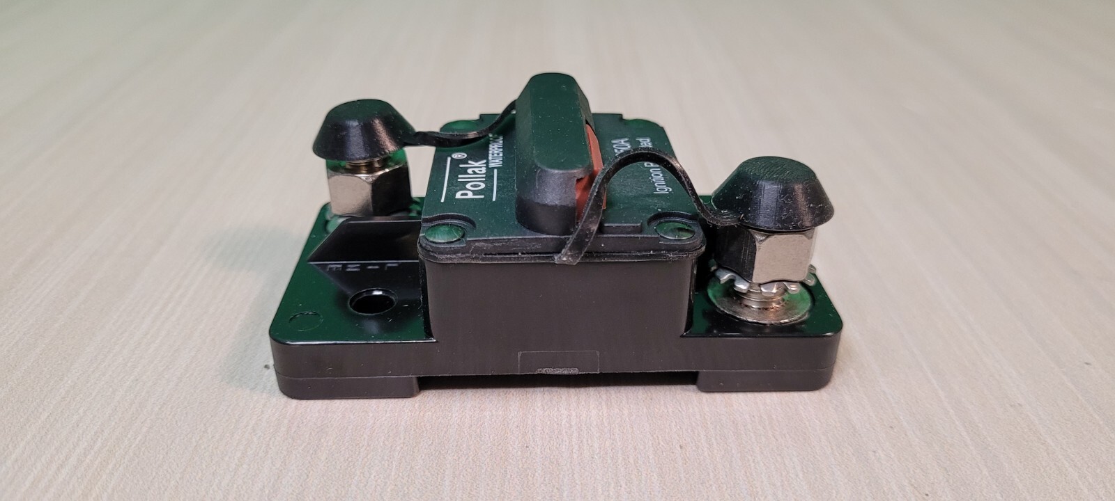 POLLAK CIRCUIT BREAKER, SURFACE MOUNT, 250 AMP, PLASTIC, TYPE ILL – 54-876PLP