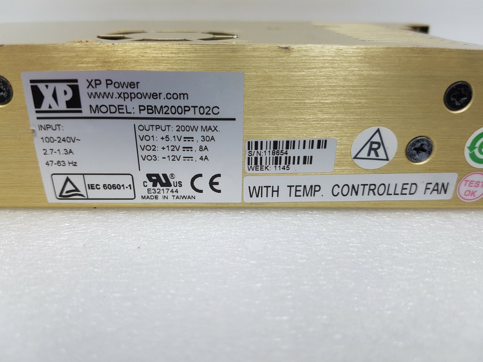 XP Power pbm200pt02c power supply