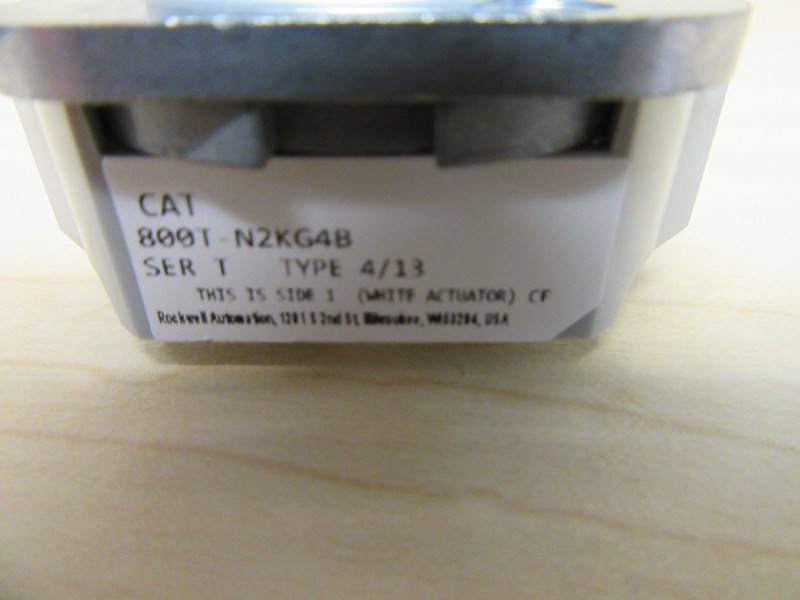 Allen Bradley 800T-N2KG4B Selector Switch Core Only
