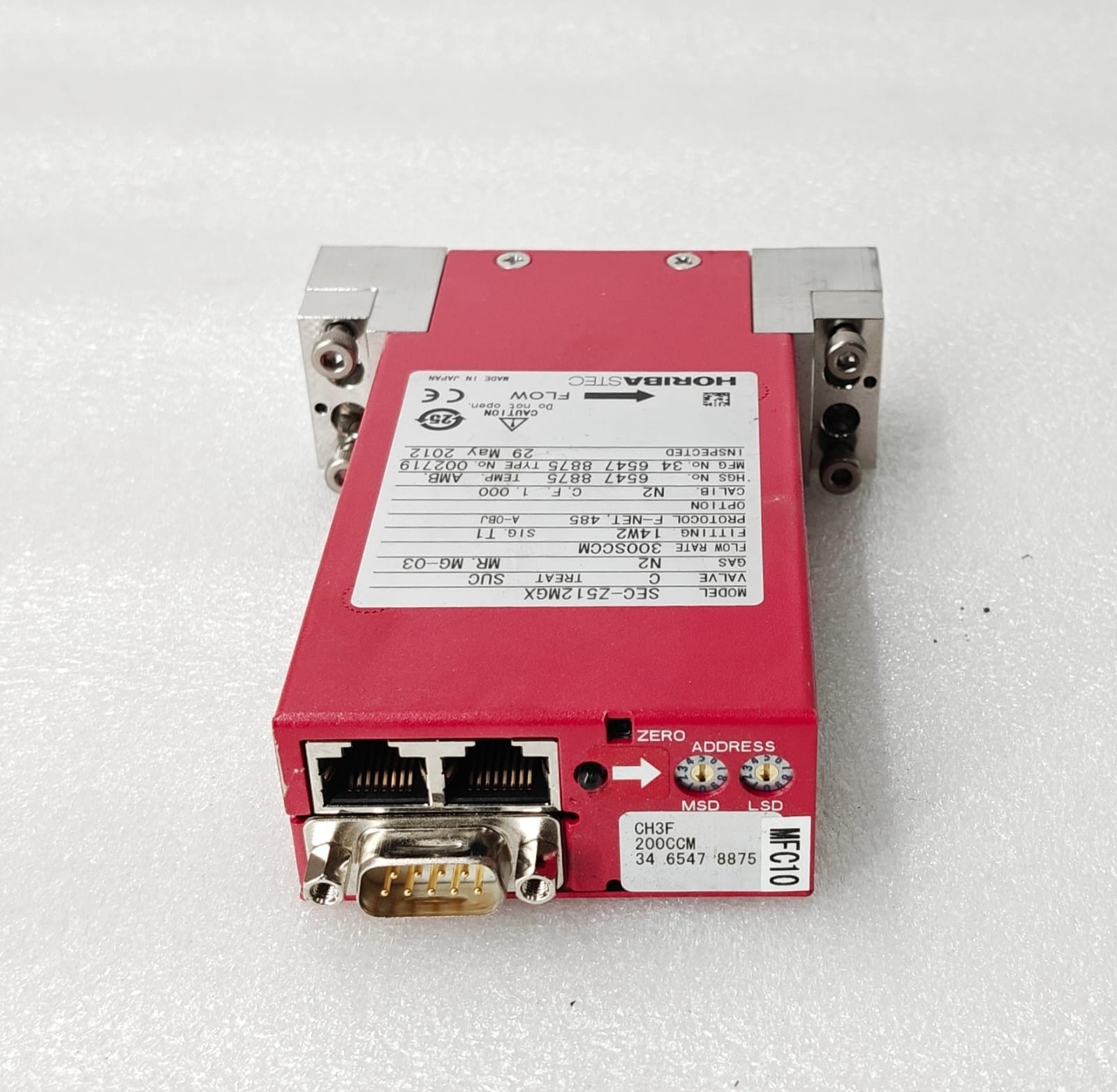 HORIBASTEC SEC-Z512MGX 300SCCM N2 VALVE C MR. MG -03 MASS FLOW CONTROLLER