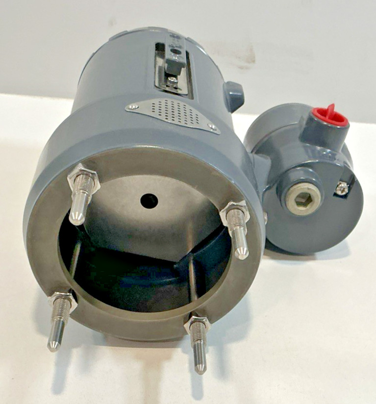 Fisher DLC3010- Level Transmitter 12-30VDC,22.5mA, 4-20mADC,Type 4X IP66 -NEW
