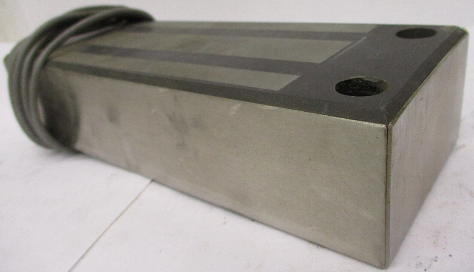 Securitron M62F-24 Magnalock Listed 2K08C Auxiliary Lock 24VDC A5785LR