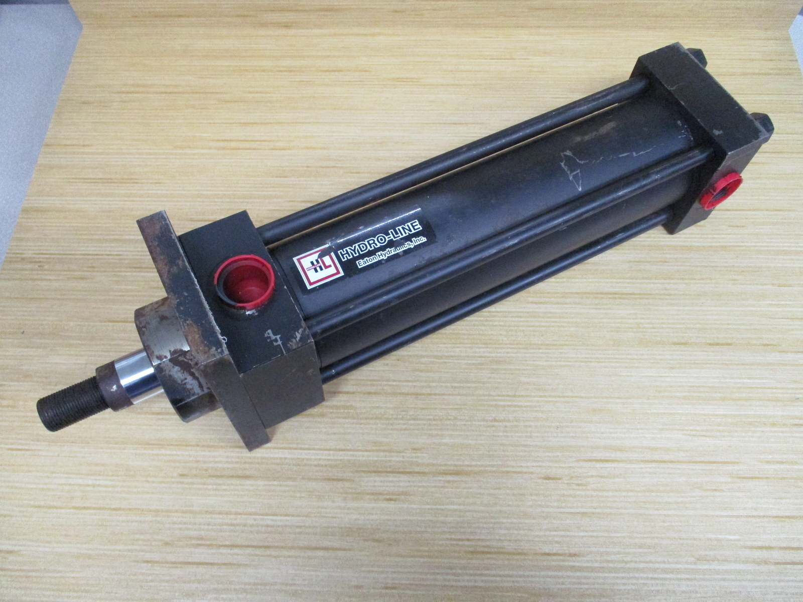 Eaton BU/WBN5R-3.25X12-N-1.38-2-S-X-N-X-1X Hydro-Line Cylinder