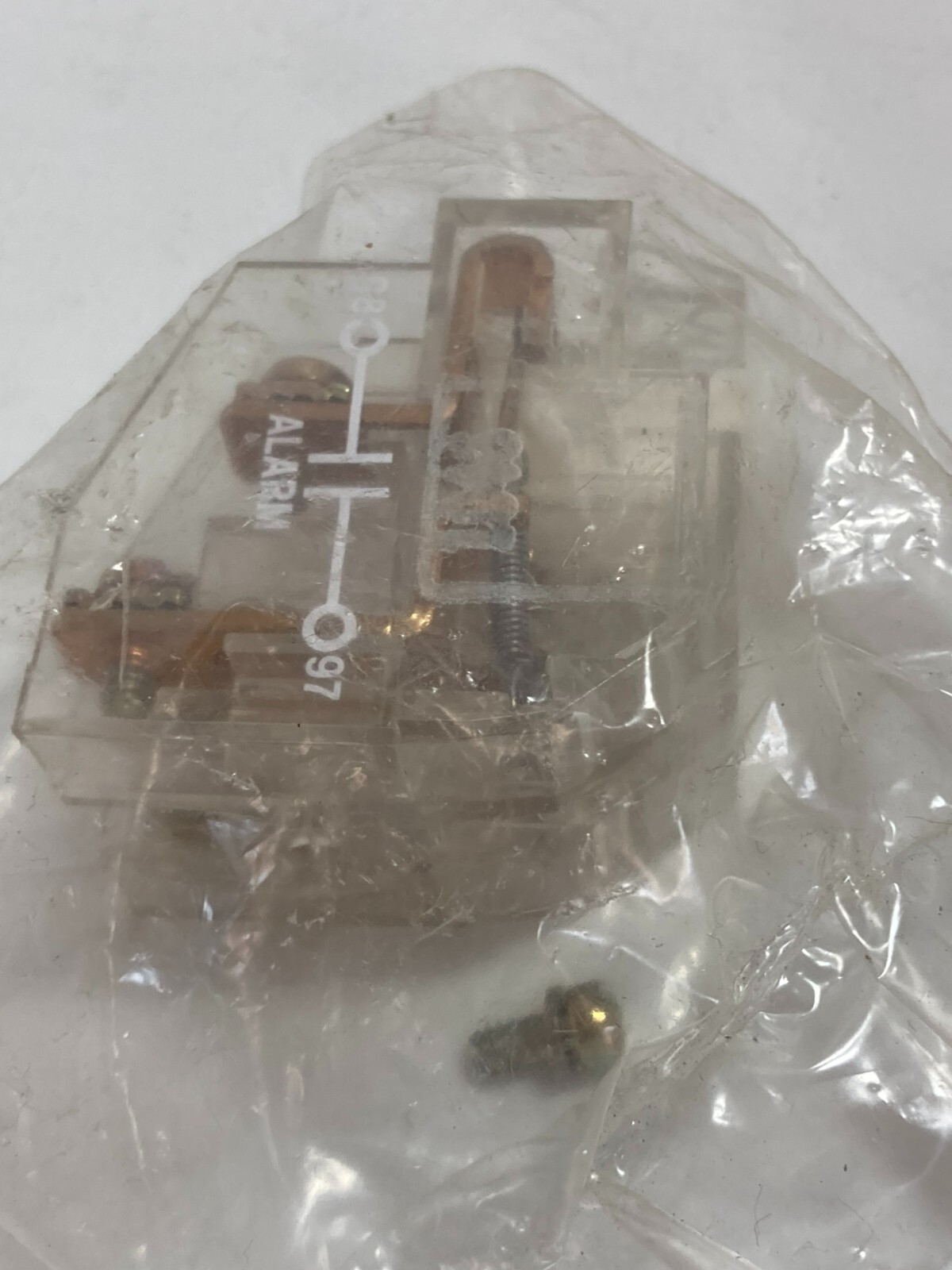 SQUARE D 9999-SO4 MOTOR STARTER AND CONTACTOR ISOLATED ALARM CONTACTS NIB