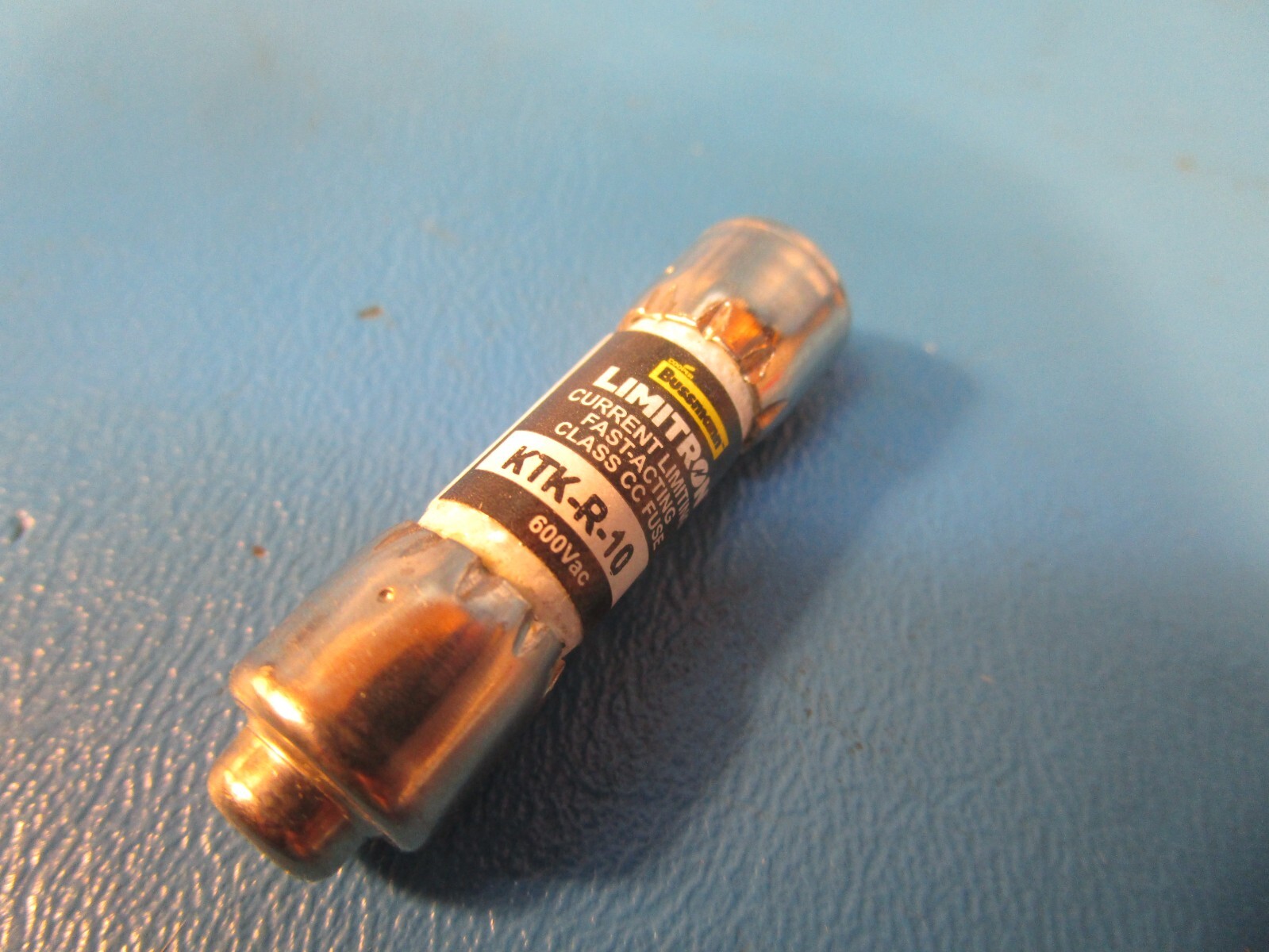 LOT OF 10 NB BUSSMANN LIMITRON KTK-R-10, FUSE, 600VAC, 10A
