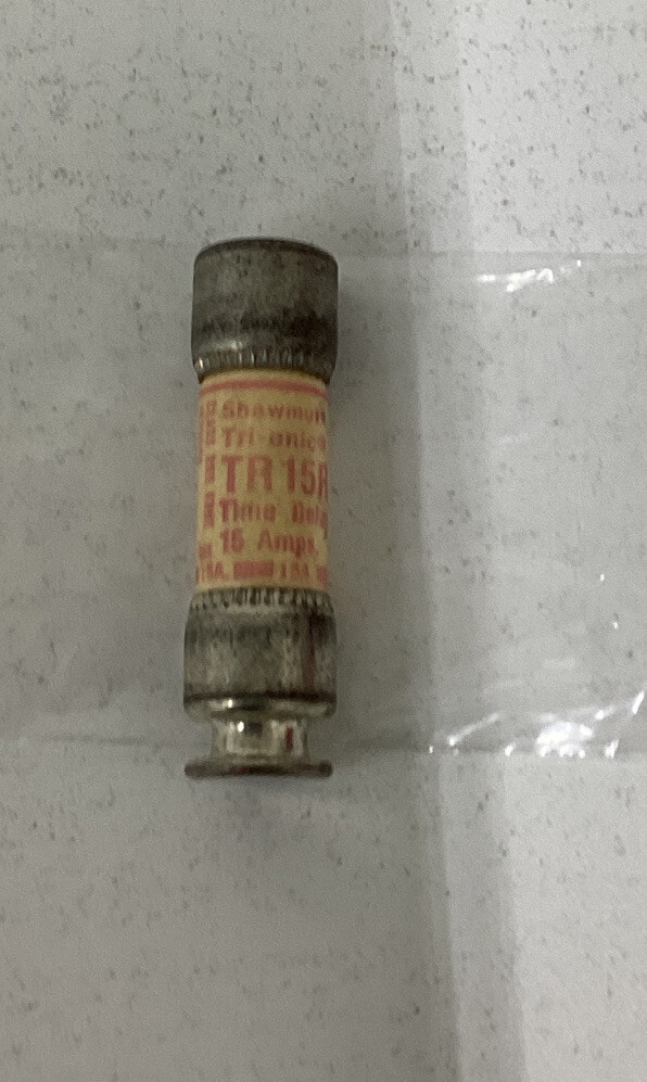 Gould Shawmut Tri-onic Lot of (2) TR15R 15 Amp Fuses