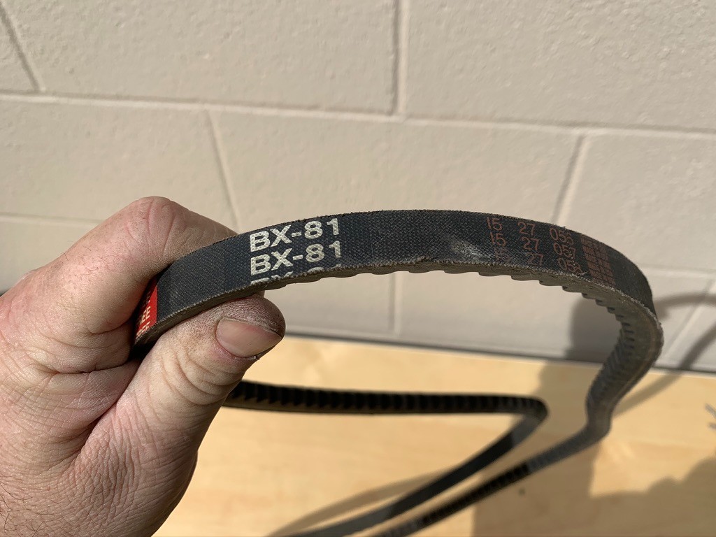 MBL TRIPLEX BX-81 Cogged V-BELT