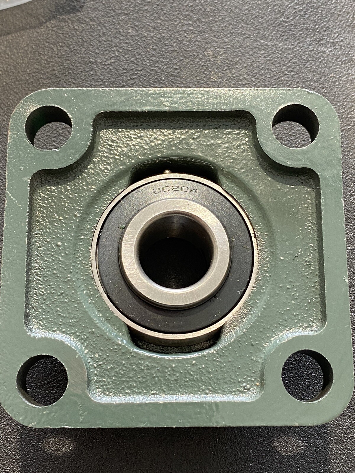 1 NEW PGN F204 4 BOLT FLANGE MOUNT W/ UC204-12 BEARING