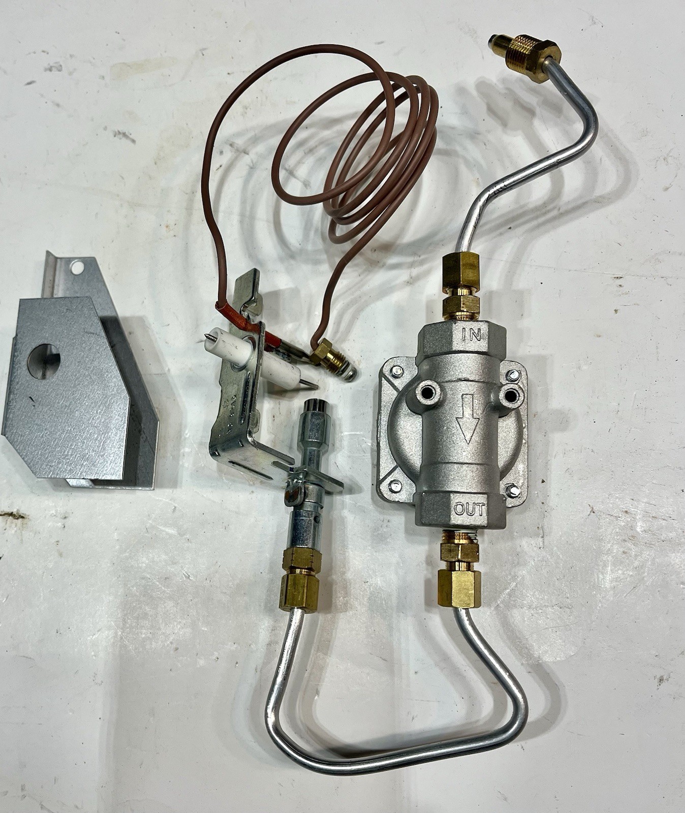 Empire VFSE / VFSV Natural Gas Pilot Assembly With Regulator And Pilot Tubes