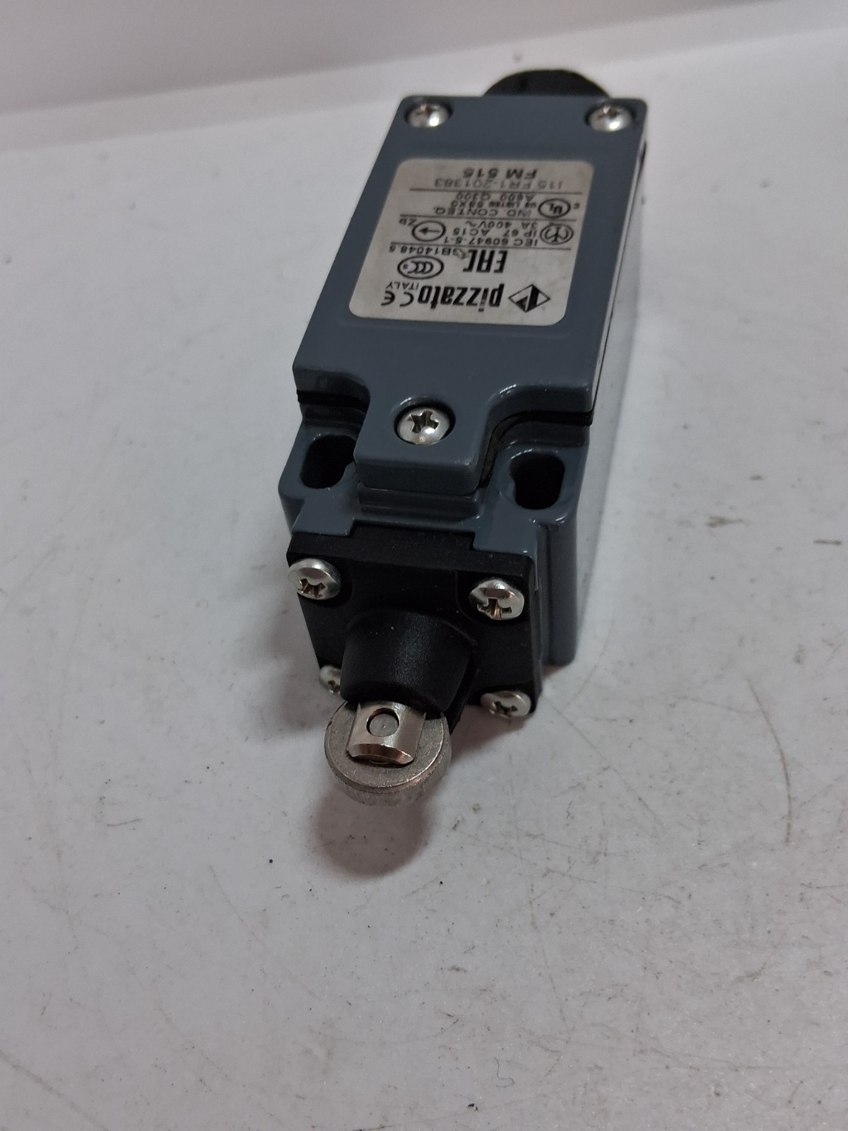 PIZZATO FM515 POSITION SWITCH ROLLER PISTON PLUNGER 1NO/1NC SNAP ACTION NNB