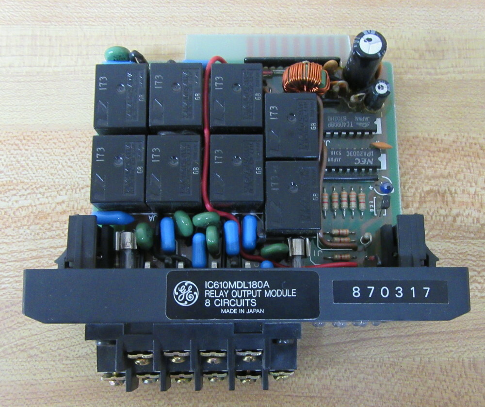 General Electric IC610MDL180A 8-Pt Relay Output Module