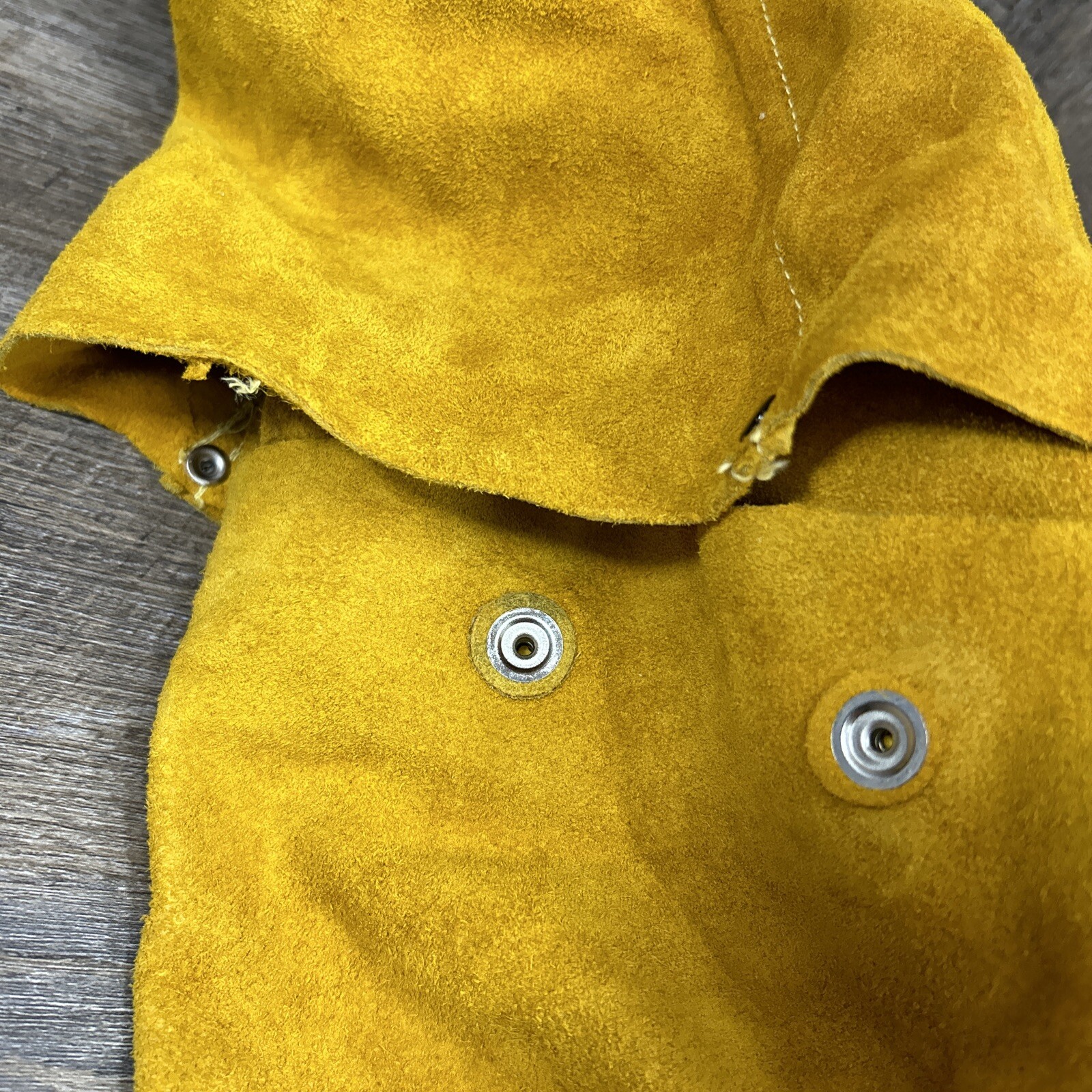 Tillman 3221-142X 2X Large Side Split Cowhide Cape Sleeve & Bib