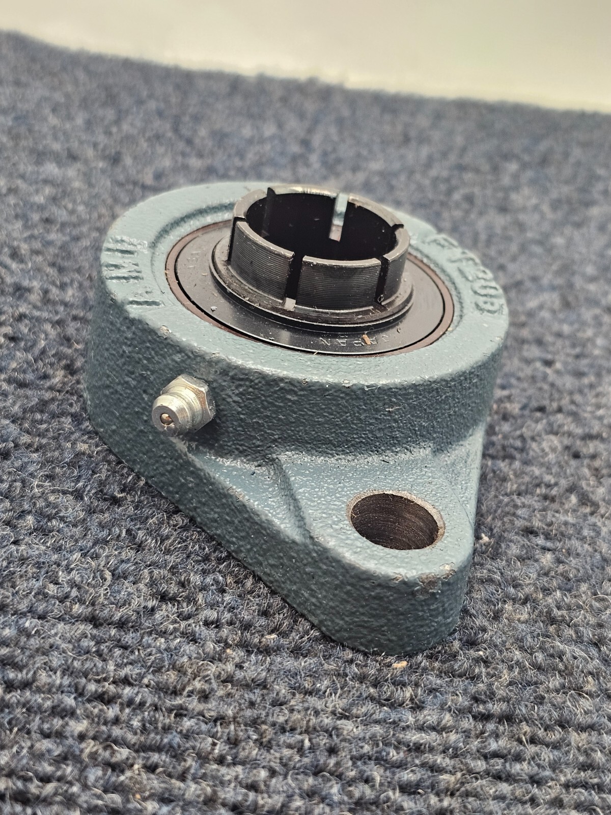 AMI FT205 2-Bolt Flange Mount Bearing With Asahi UE205 Insert Bearing