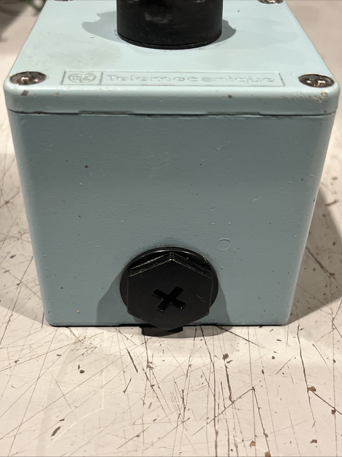 🔥Telemecanique Push Button Box 1 Hole, Used Free Shipping🇺🇸