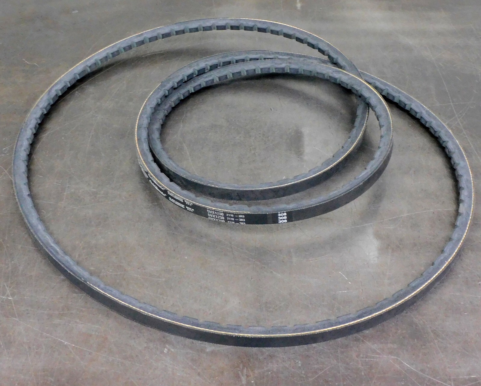 Carlisle – 5VX-1250 Section Cogged Wedge V- Belt Matched Set of Three (3)