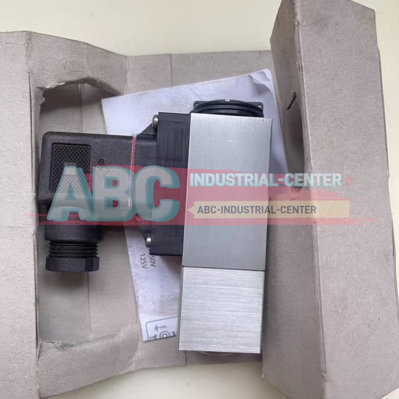 1PCS New Danfoss 061B011066 MBC5100 pressure sensor#