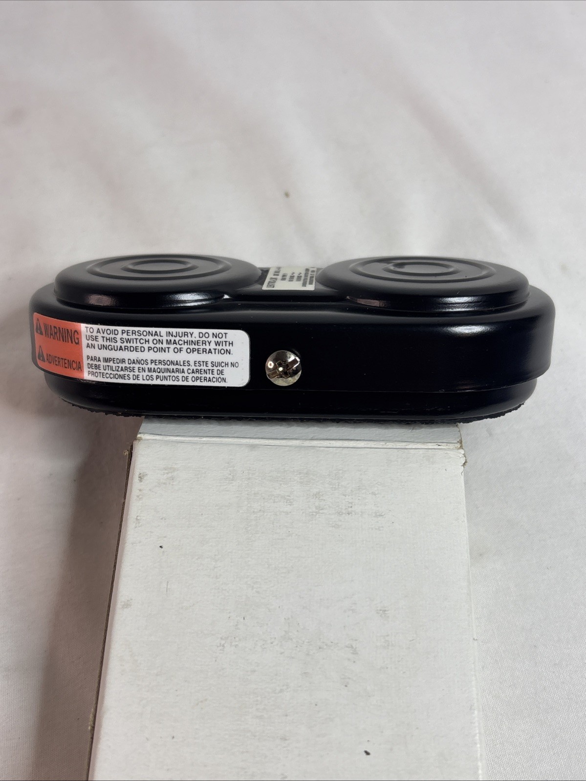 Linemaster LEKTRO-LOK L-4-S Foot Operated Switch