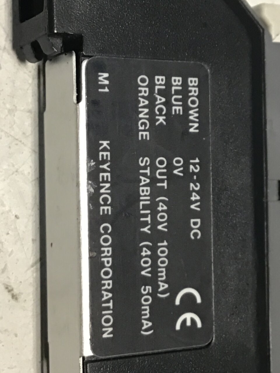 KEYENCE CORP Proximity Sensor ES-M1 Used #128442