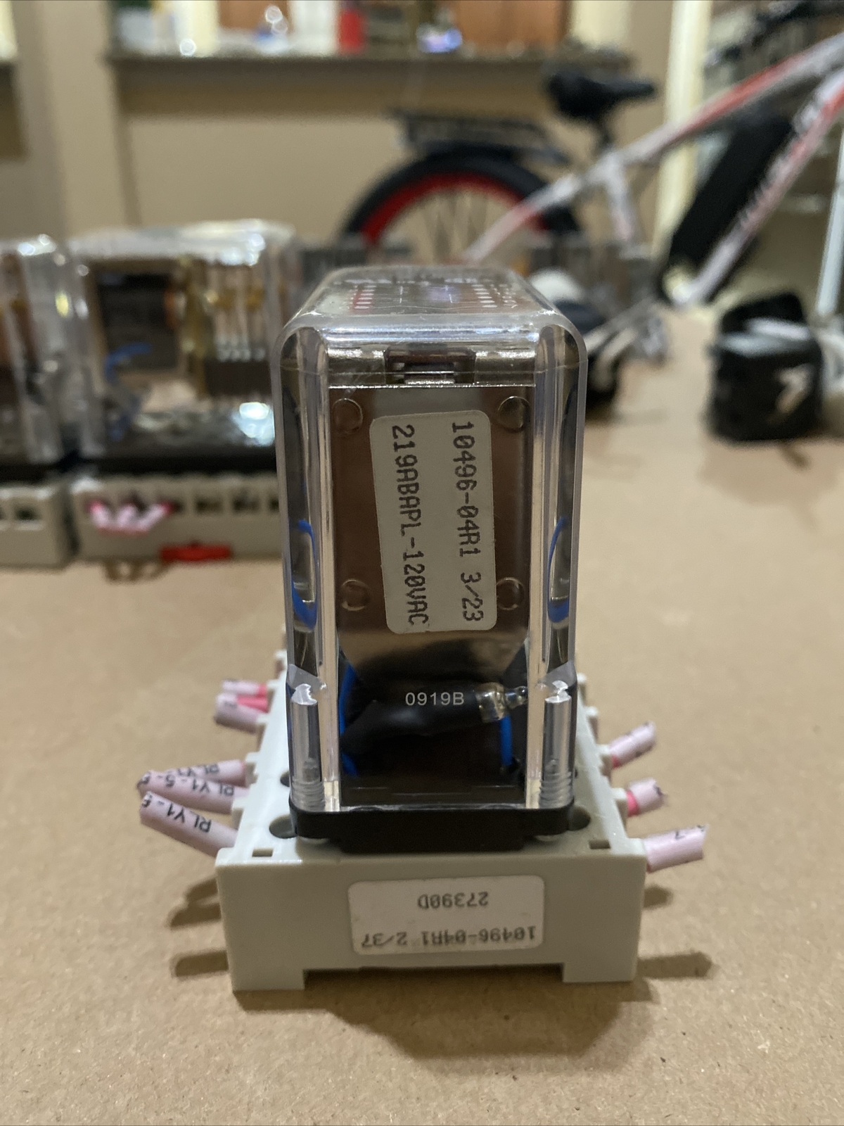 STRUTHERS-DUNN 219ABAPL-120VAC W/ 27390D Din Rail New!
