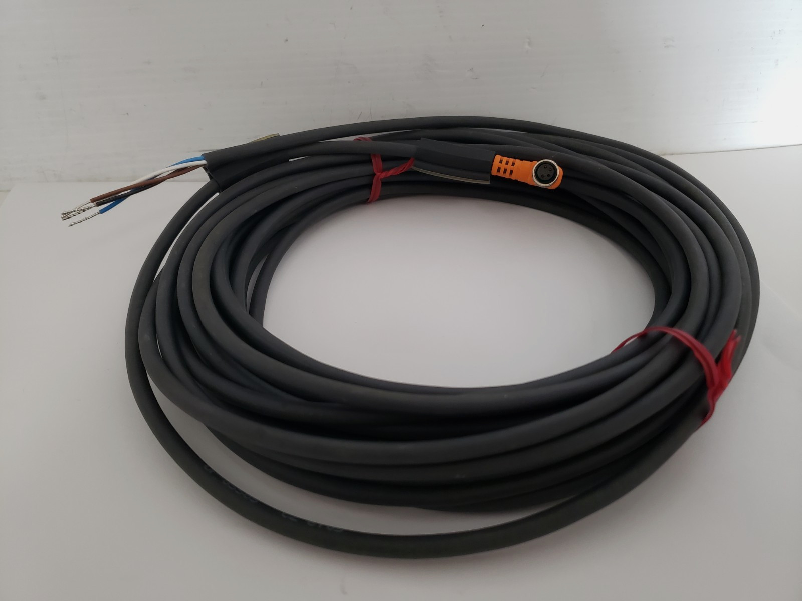 PUR E12683-V MOLDED CORDSET 4 POLE NNB
