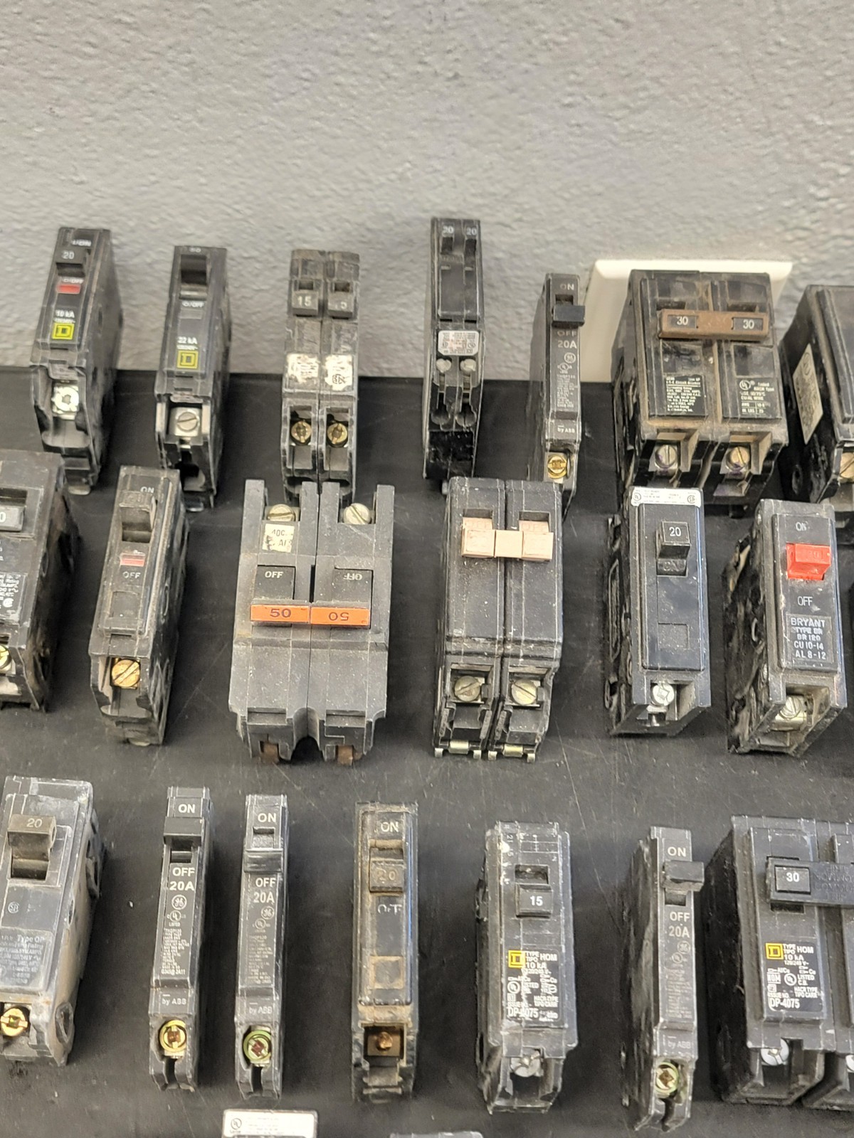 Lot of 55 Circuit Breakers Various Amps See Photos PRE-OWNED.