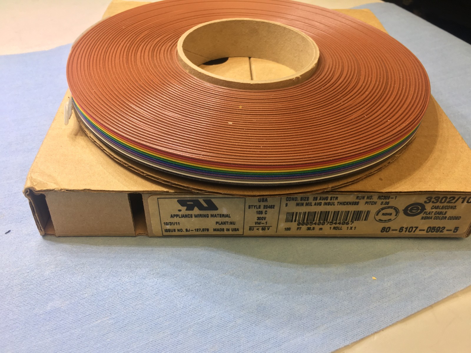 3M 3302/10 Color Coded Flat Cable 28 AWG 10 Conductor .050 100 foot spool NOS
