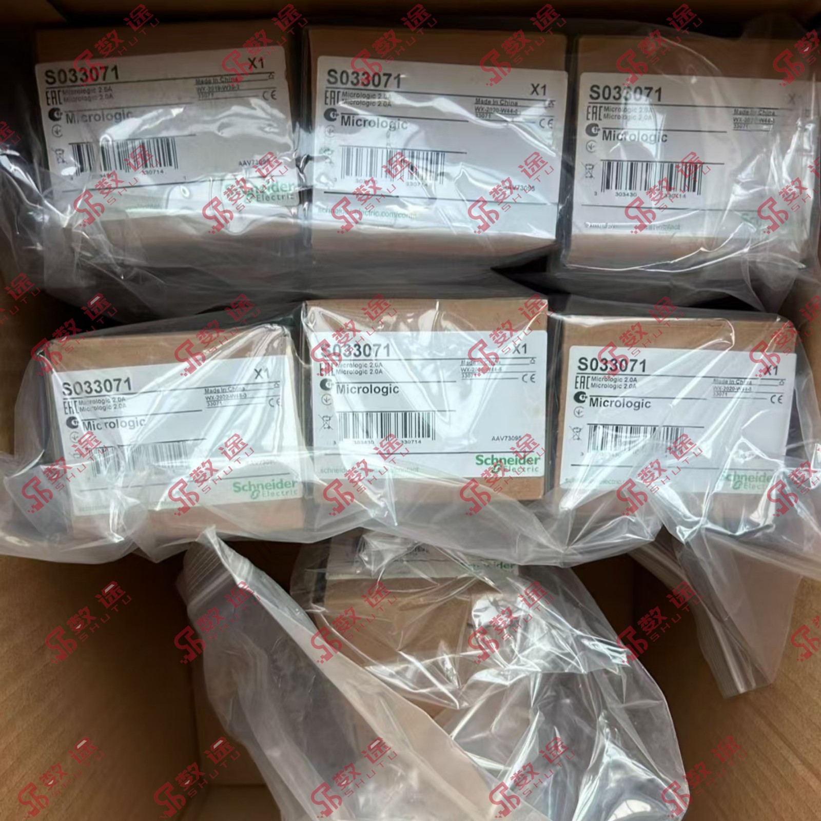 1PCS New Schneider micrologic 2.0A 33071 control unit IN BOX