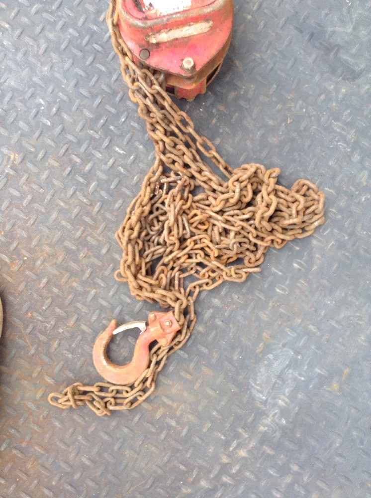 Coffing LHH Hand Chain Fall Hoist, Capacity: 1 Ton, 10′ Lift, 2000 Lb