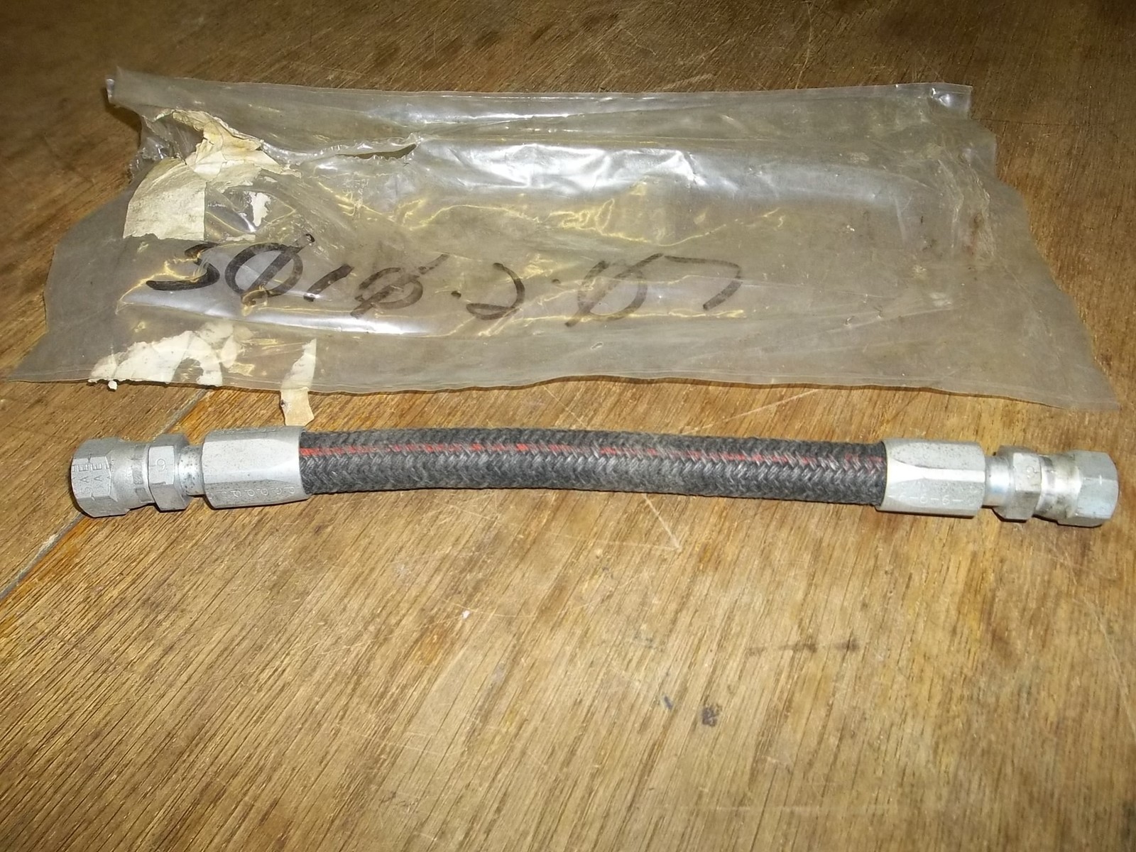 NEW Hydraulic Hose Assembly 3010-2-07 *FREE SHIPPING*