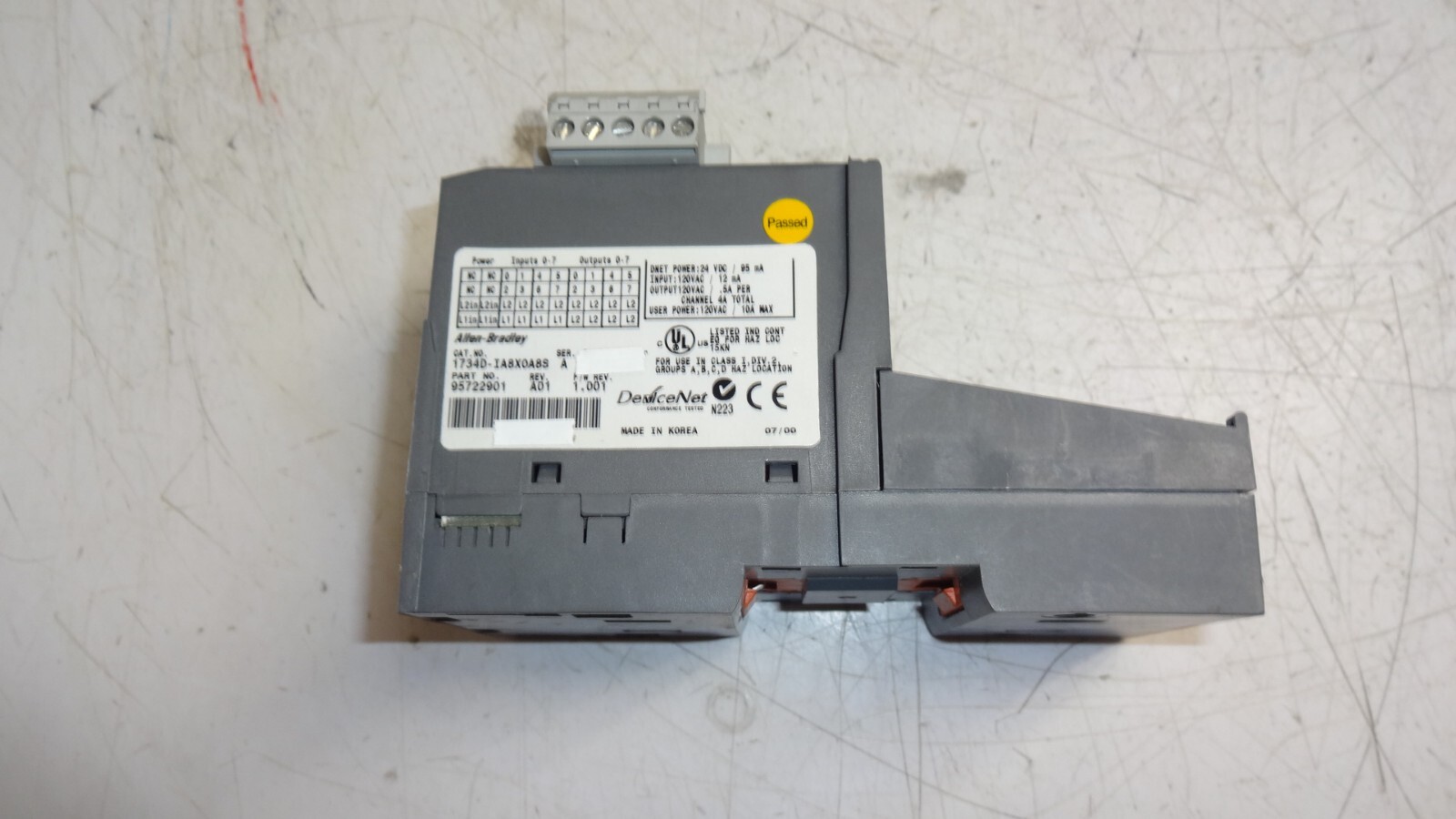 Allen-Bradley 1734D-IA8XOA8S Point I/O Devicenet 1734DIA8XOA8S 95722901