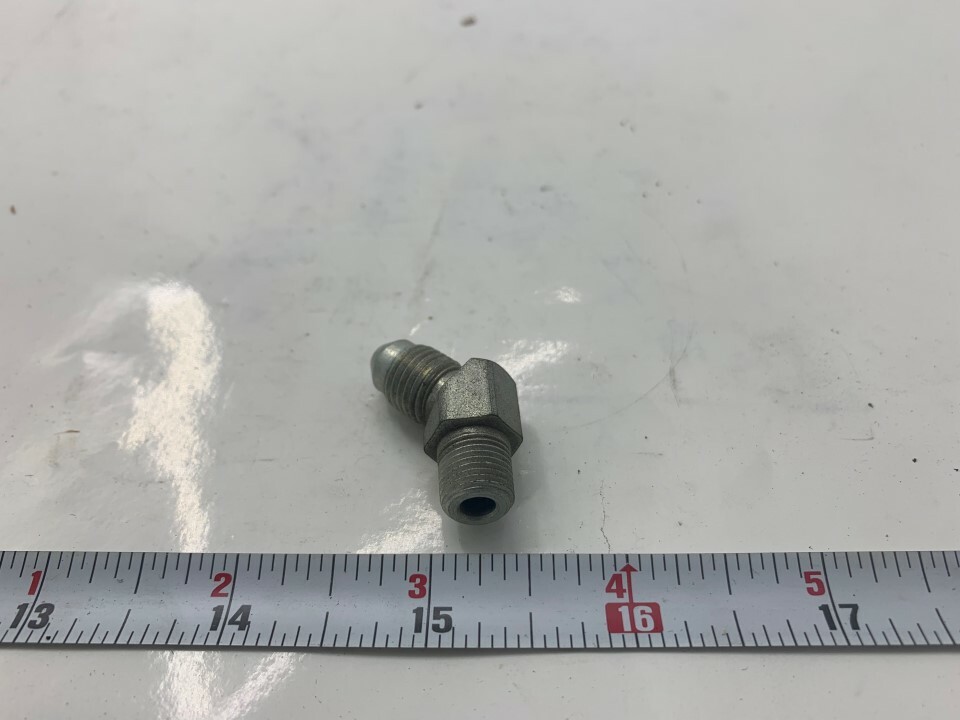 4-VTBX-5 Threaded Fitting, Elbow Male 45 degree tube 1/4 -37 degree flare