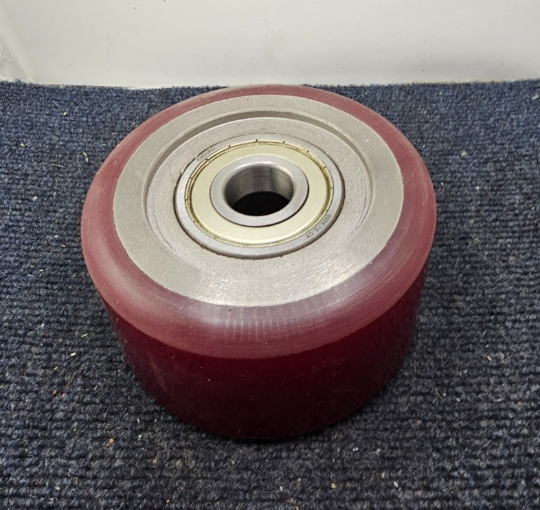 ProMatch CR-9150: Load Wheel Red With Bearing for Forklift