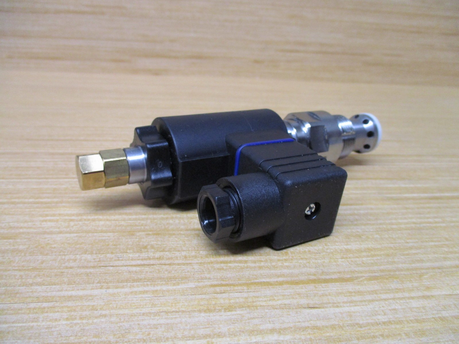 Bucher WUVPOC-1CO-25-10-1 Pressure Relief Cartridge