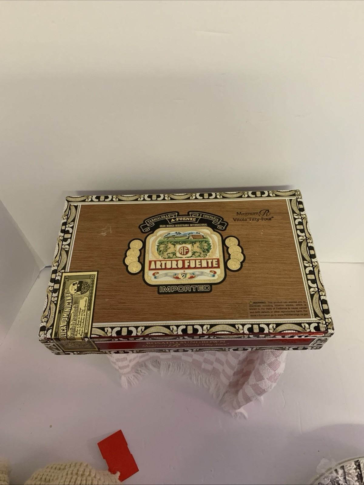 Arturo Fuente Magnum R Vitola “Fifty Four” Wooden Cigar Box Used