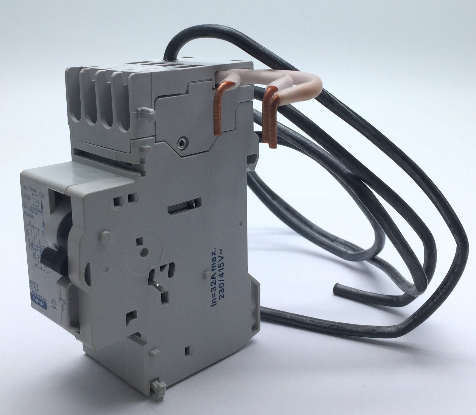 NHP 677237 DIN-SAFE Clip On 3PN 32A 30mA AC M Module RCD 11974 DSRCM32303PN