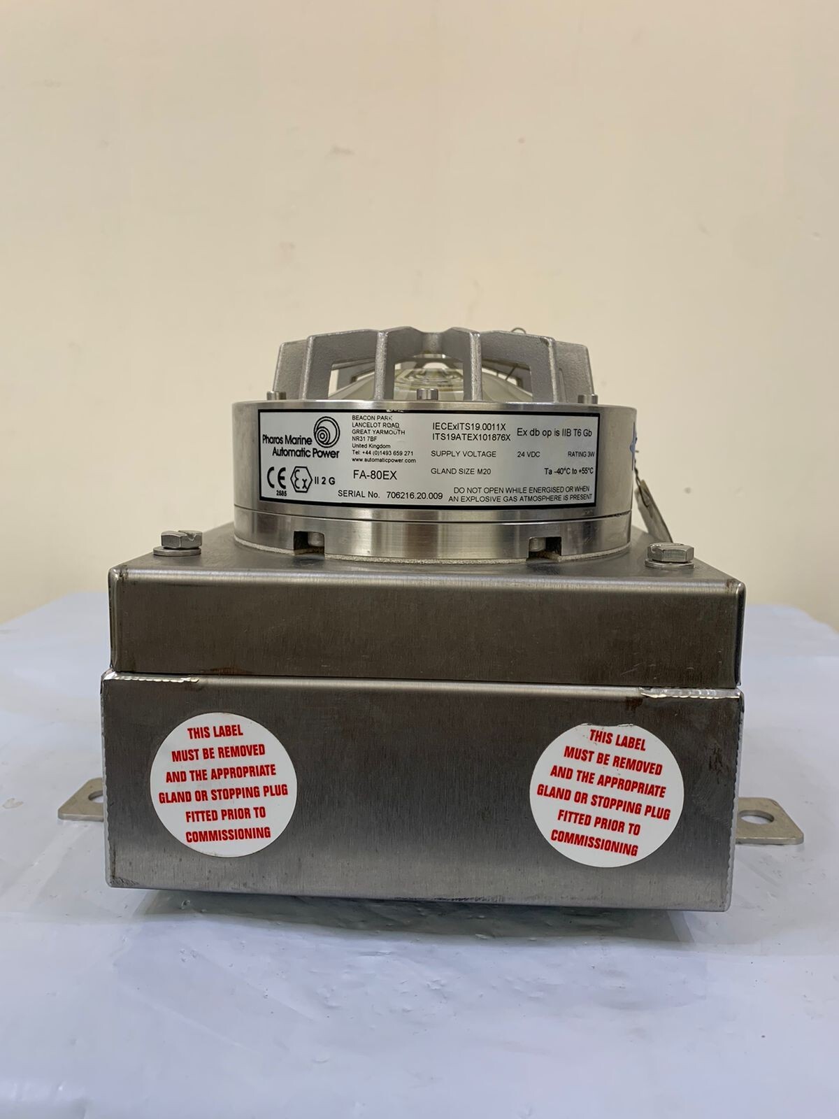 Pharos Marine Automatic Power / Helideck Perimeter Light / FA-80EX