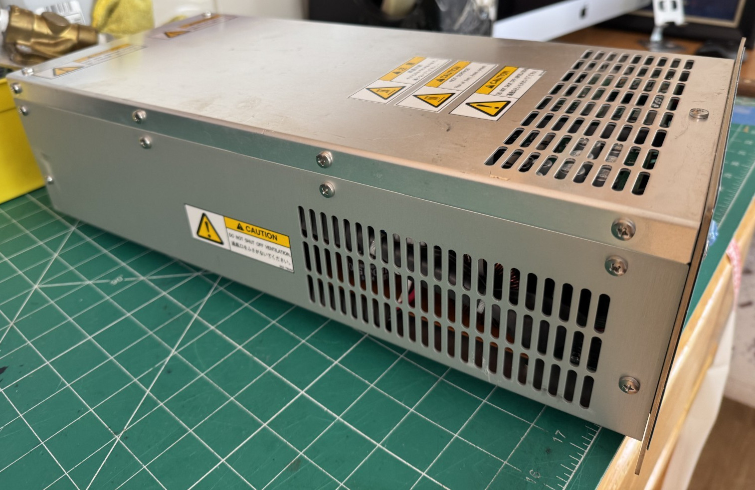 Shimadzu Corporation UNIT EI-R04M BENT SEE PICS