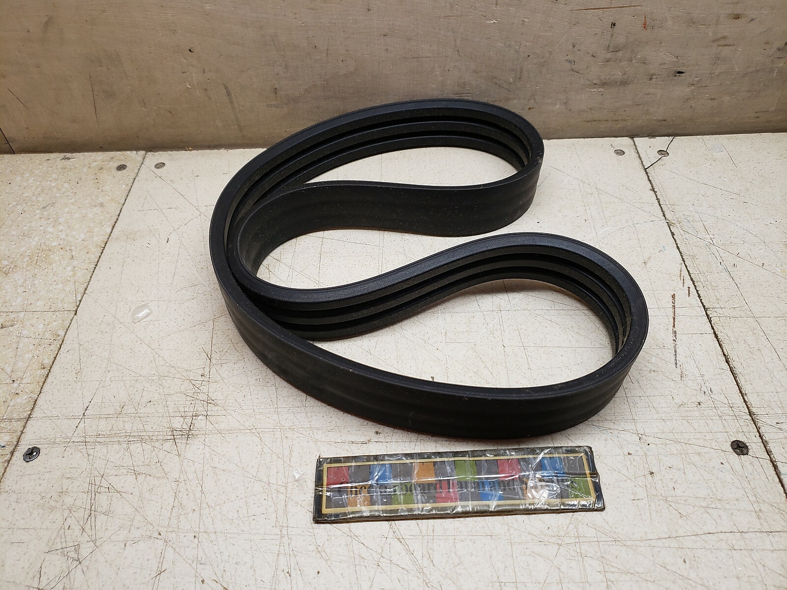 NOS Gates V-Belt 7001374 9286-607 3030014318928 1.75″ x 55.31″