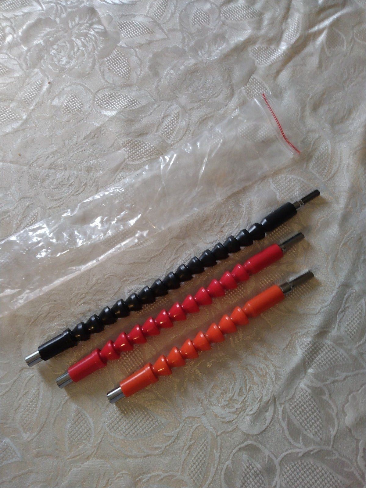 3 Bendable magnetic ratchet extensions