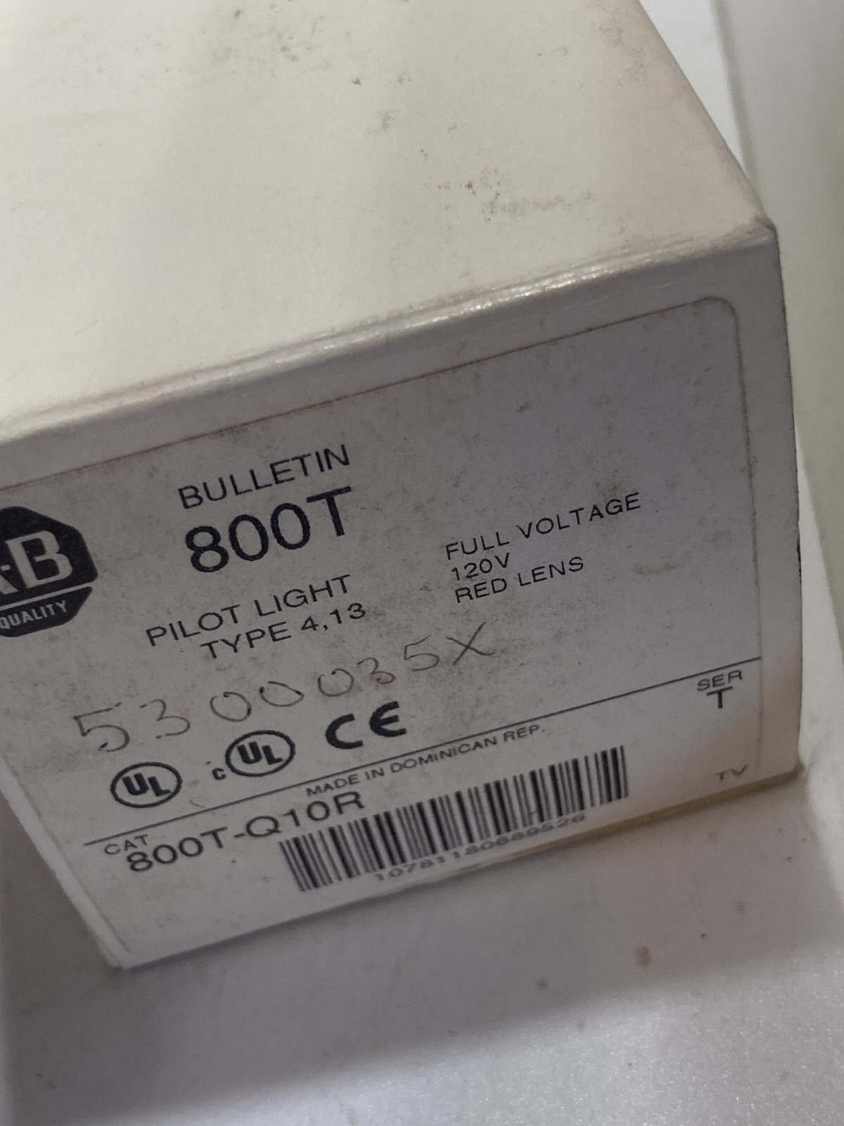 ALLEN BRADLEY 800T-Q10R PILOT LIGHT RED 120V FULL VOLTAGE SERIES T NIB