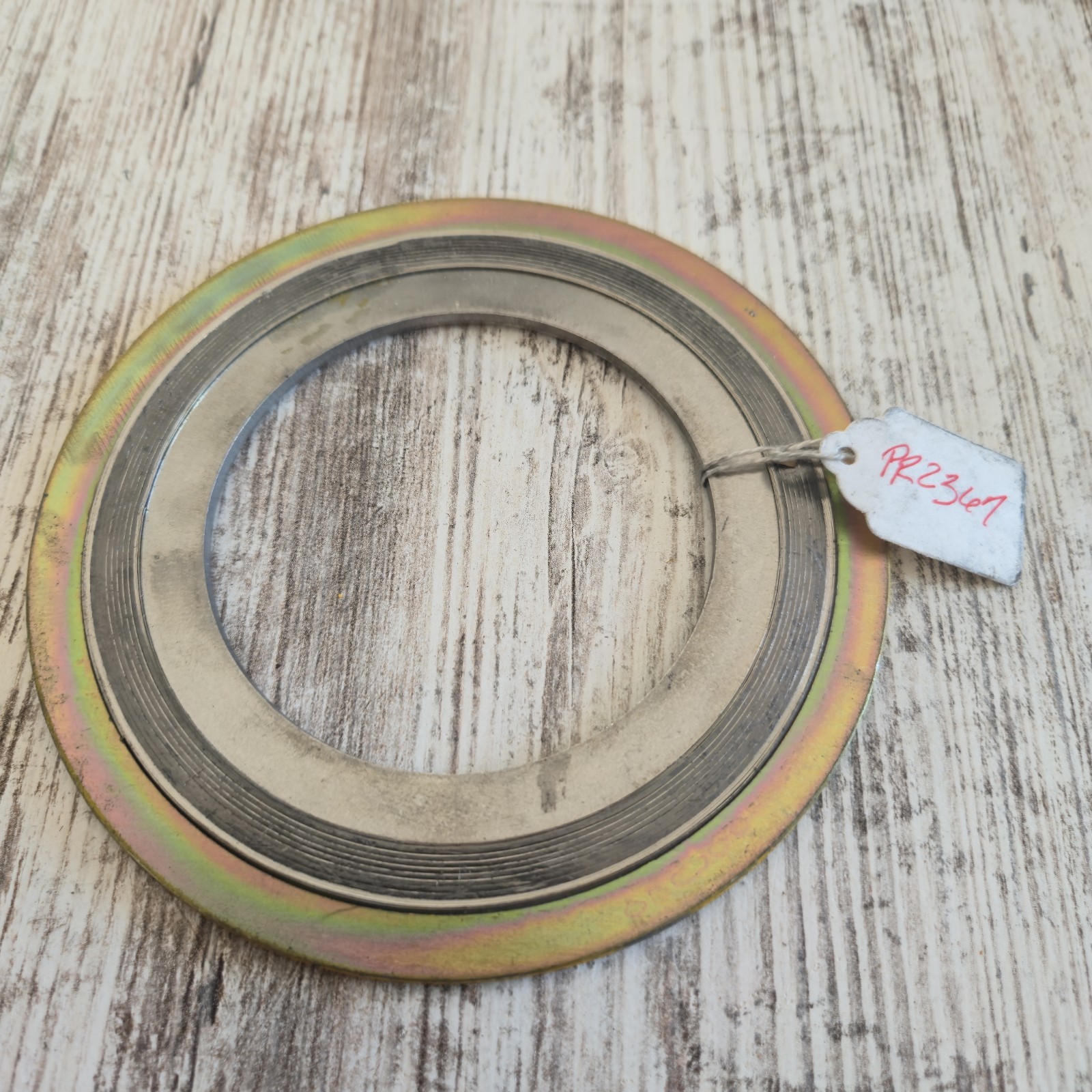 Teadit Spiral Wound Gasket 6″ 150# ASME B16.20 304 Stainless Steel / FG