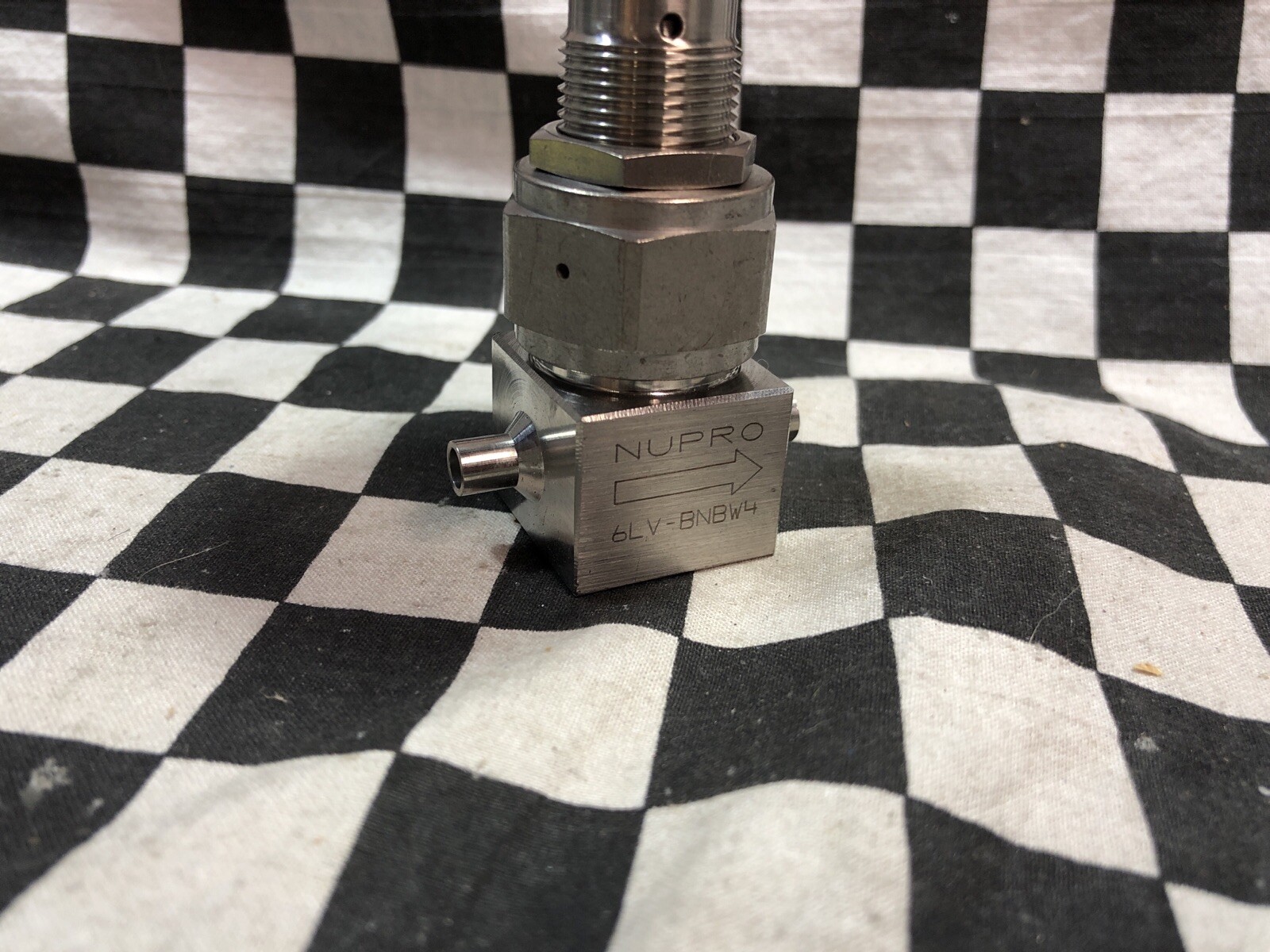 NUPRO 6LV-BNBW4, High Purity Bellows Sealed Valve 1/4″ BUTT WELD, #115V10