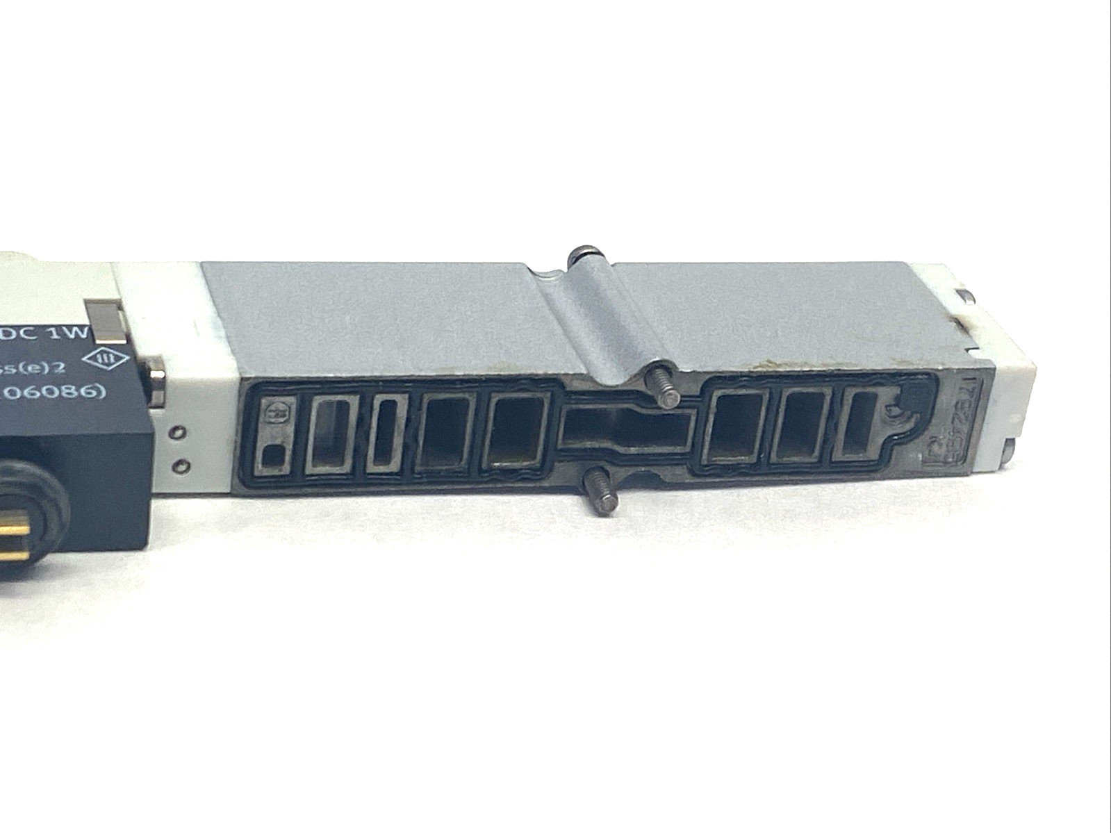 Festo VMPA1-M1H-K-PI Pneumatic Solenoid Valve 2×3/2 Closed, Monostable 533347