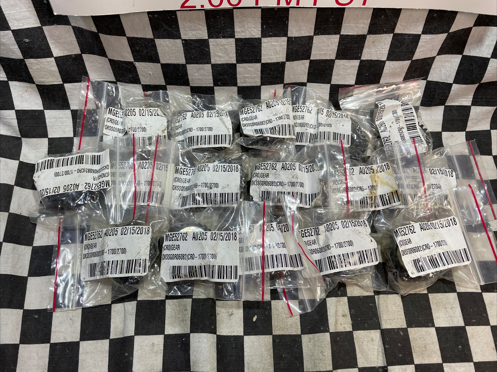 QKSSG0R06082, MGE52762, CR0-1700/2700 ( CRO) GEAR, LOT OF 16, SHIPSAMEDAY