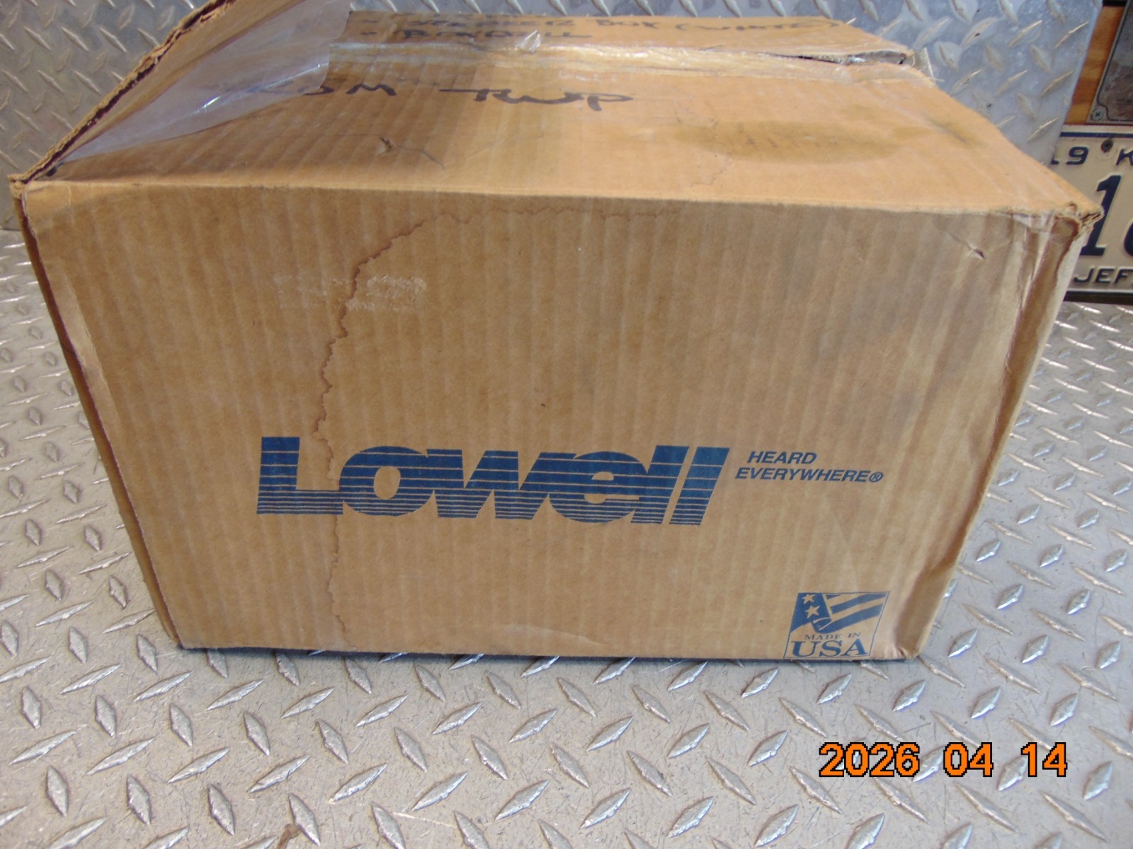 Lowell 810 Speaker Square 8-inch 15W Dual Cone Driver – missing screws