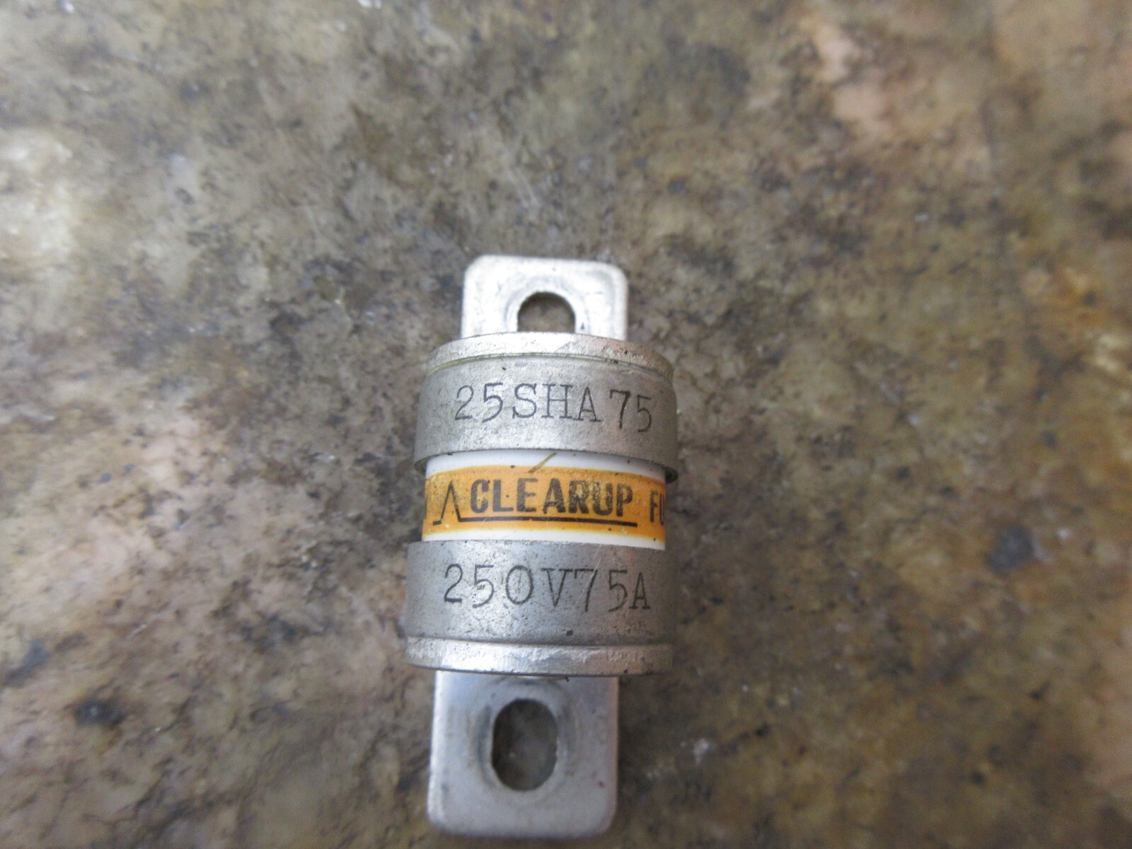 KYOSAN CLEAR UP FUSE 25SHA75 LOT OF 3 PIECES