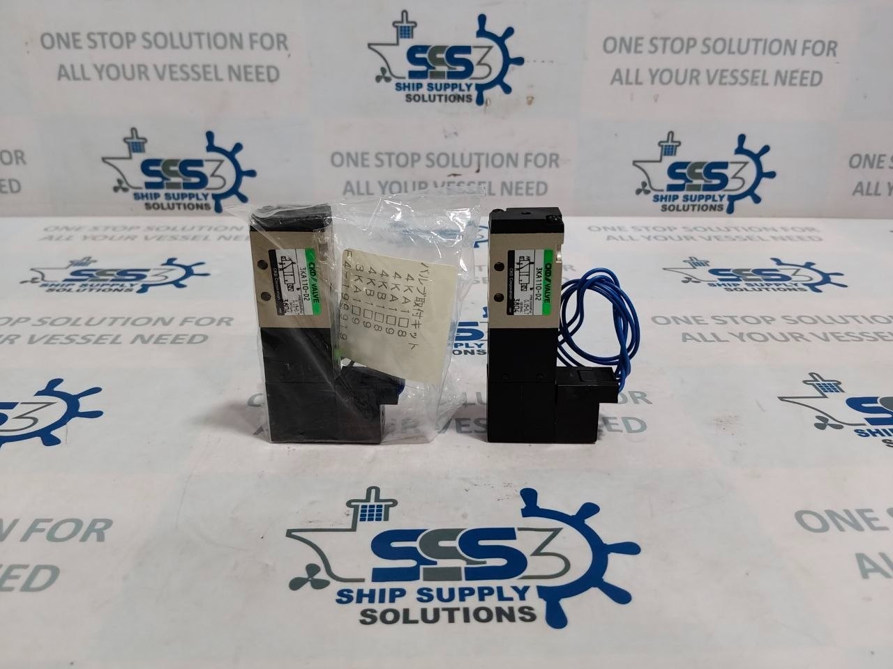CKD 3KA110-D2 Pneumatic Solenoid Valve with Coil AC100V Press 0.15-0.7MPa