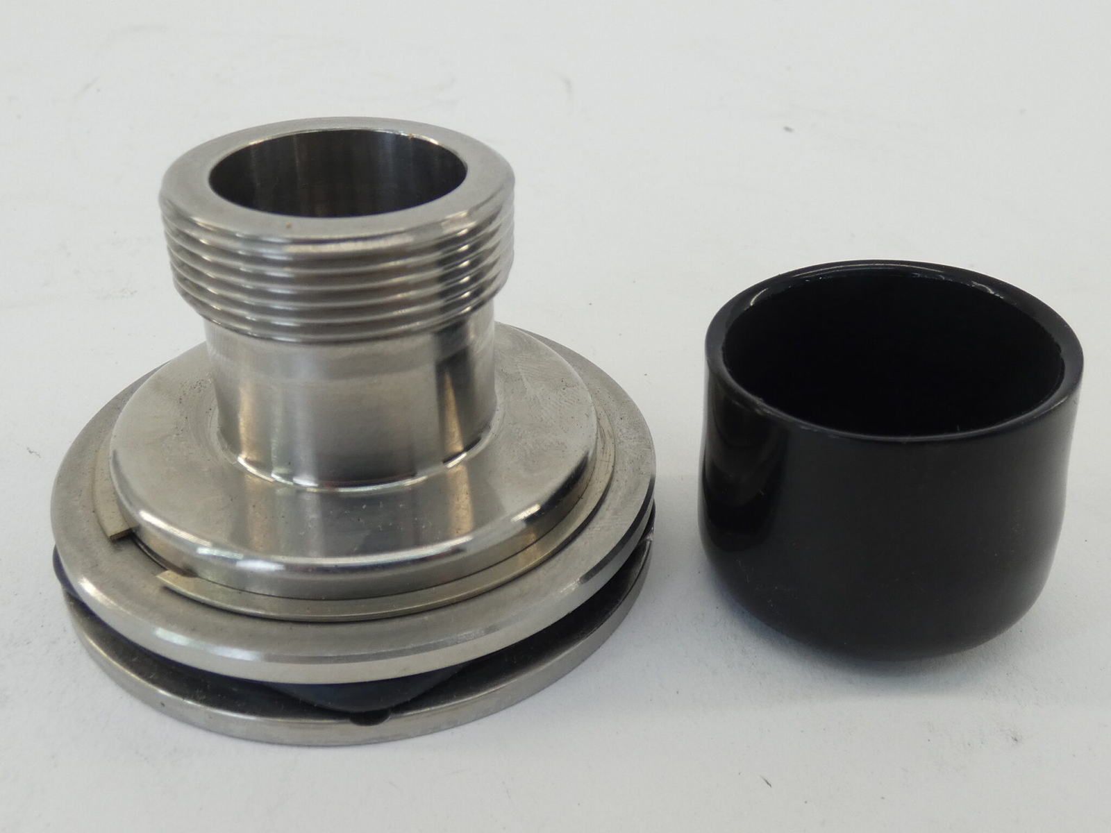 *Lot of 2* CSI Closure Systems International D200242901 Chuck 43mm – NEW Surp…