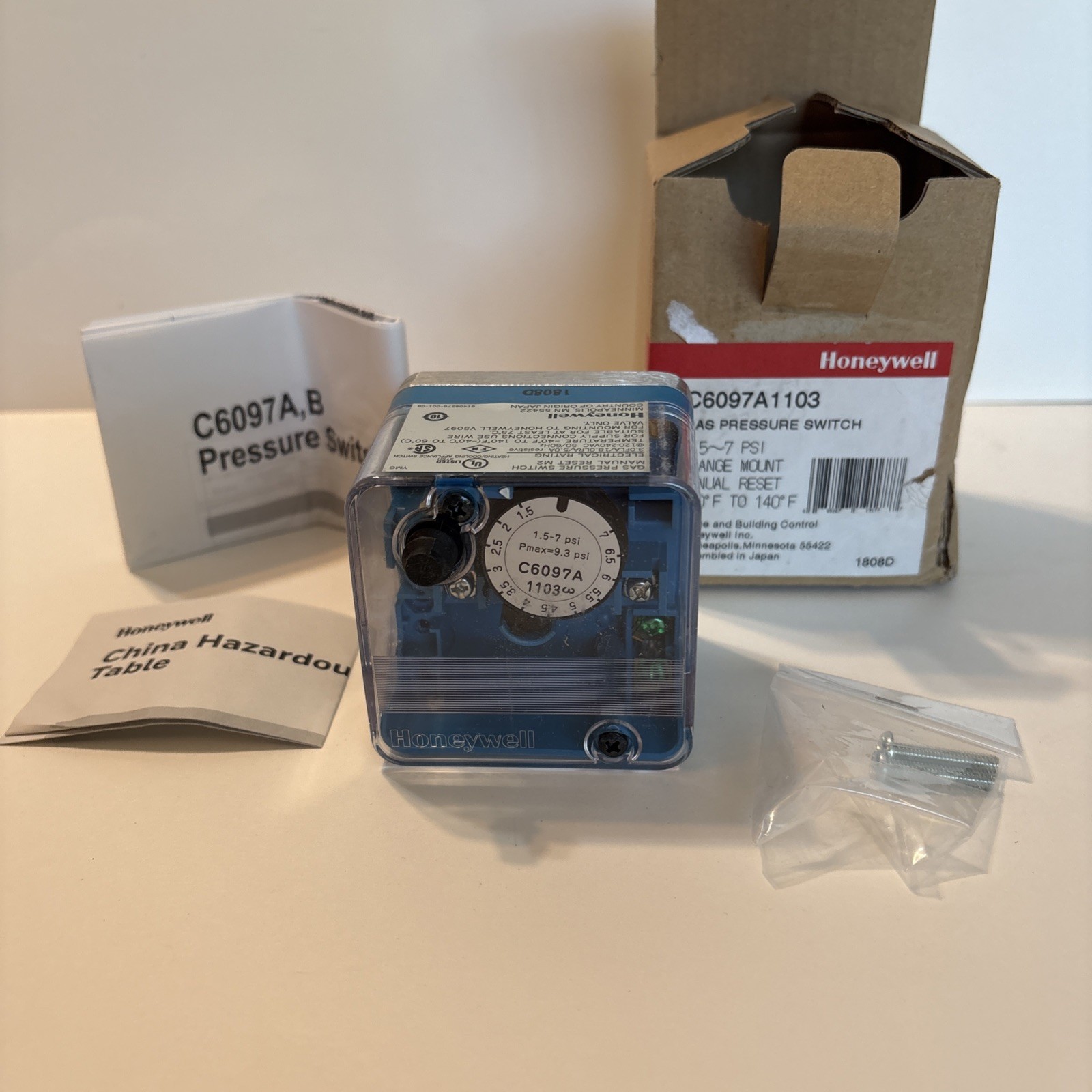 HONEYWELL C6097A1103 Has Pressure Switch 120-240VAC 5.0A 1.5-7PSI New In Box