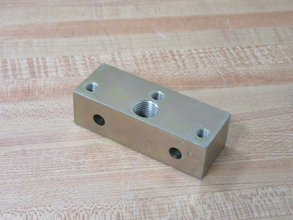Lubriquip Trabon 527-001-800 Inlet Block 527001800